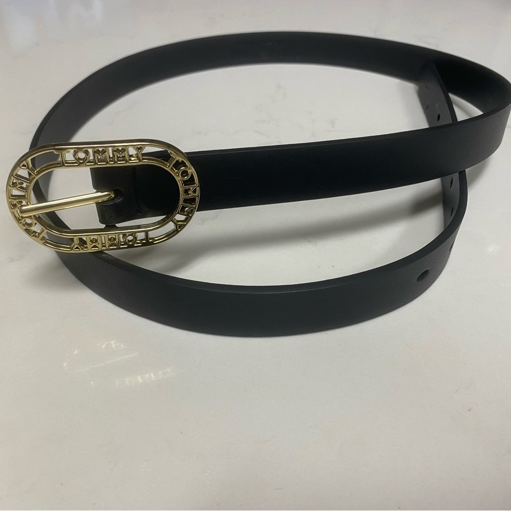 Tommy Hilfiger Women’s Synthetic Leather Buckle Belt in Black, Size XL